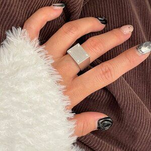 women's retro geometric three-dimensional square ring